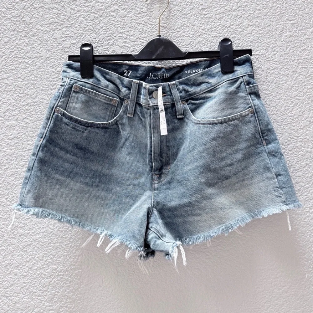 NWT J. Crew Sz 27 Relaxed denim short in Baxter Street Wash $98